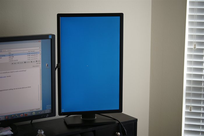 Dell U2412M 24 inch LED monitor