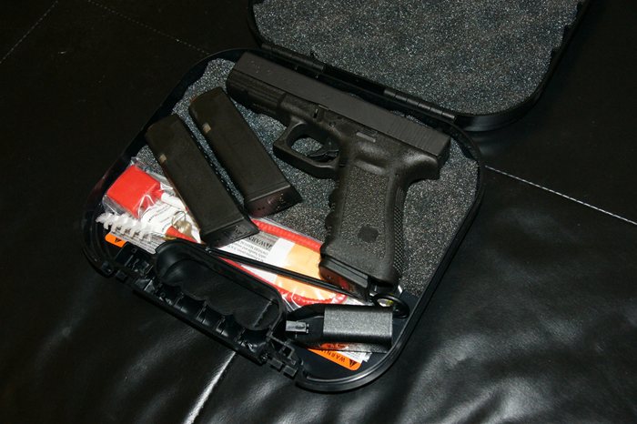 Glock 17 in Stoage Case with Magazines and Accessories