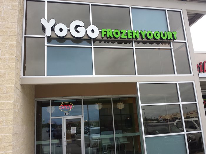 Yogo Frozen Yogurt Pearland