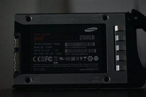Sony a99 SLT ISO 12800