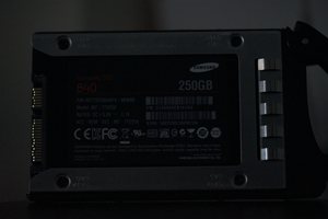 Sony a99 SLT ISO 6400