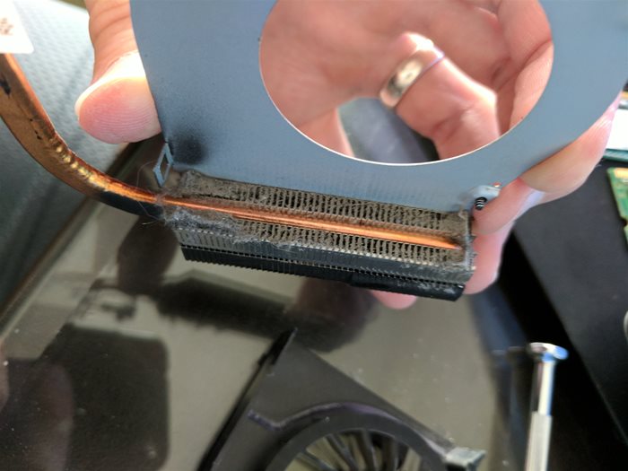 How to Fix an overheating HP laptop